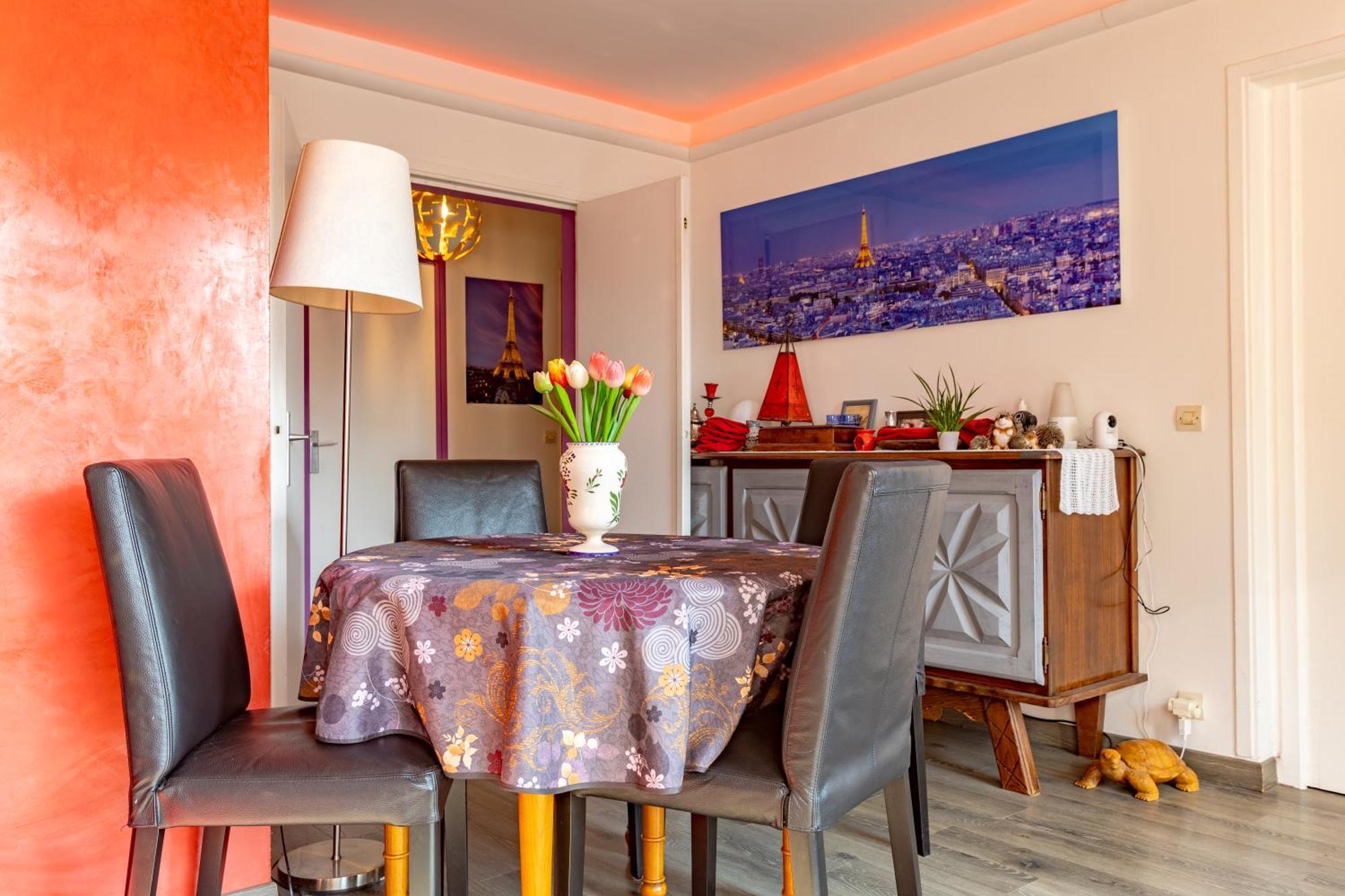 D'amis - D'hotes-b&b-guest House Parijs