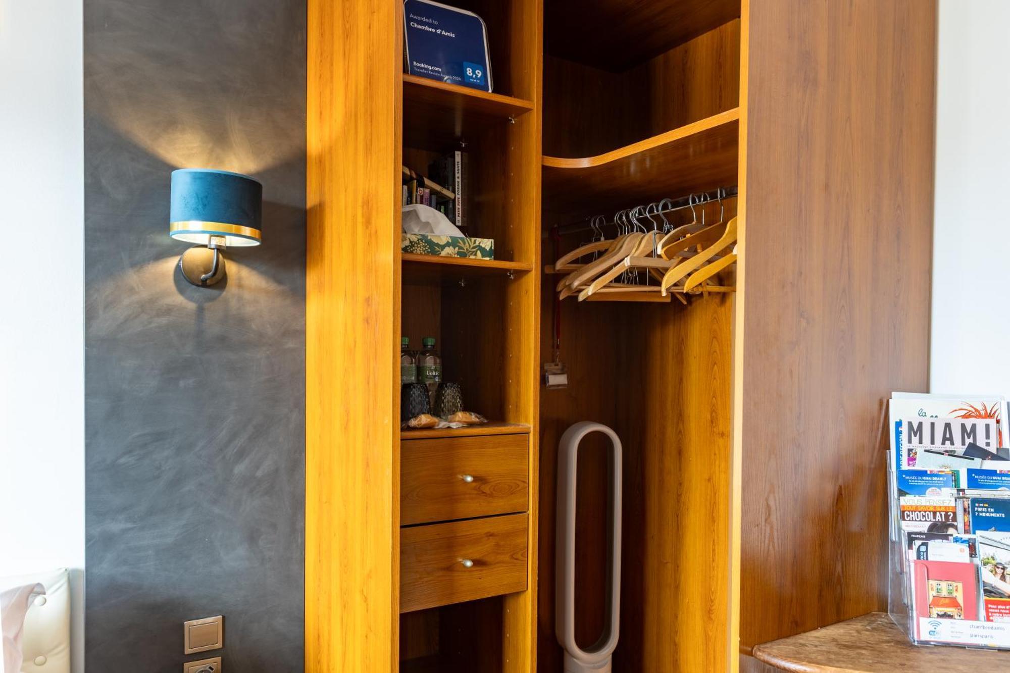 D'amis - D'hotes-b&b-guest House 3* Parijs